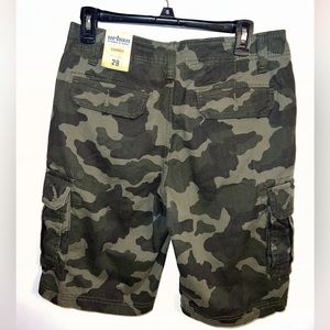 Mens/Youth Size 29 Camo Cargo Shorts
